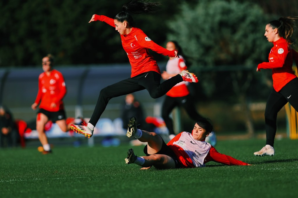 Sıla Besra Tetik — Women Gool